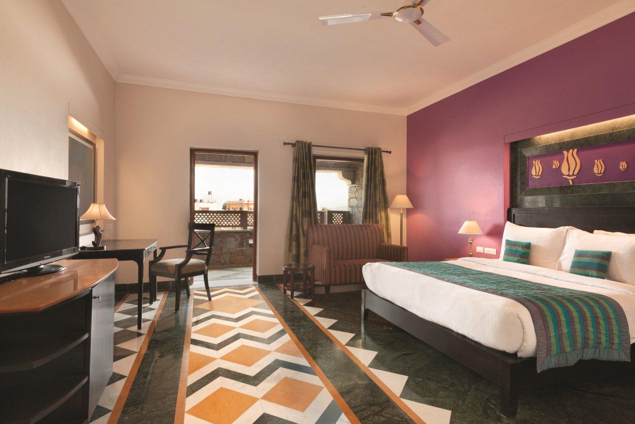 Deluxe-Room-1-Ramada-Udaipur